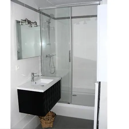 2 Pieces 2 Pers Proche Commerces 77582 Appartamento